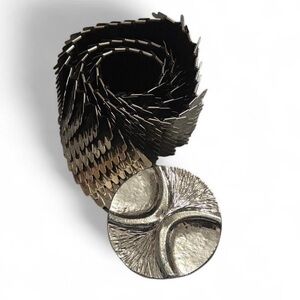 Vintage Silver-Tone Metal Stretch Belt with Accent Buckle